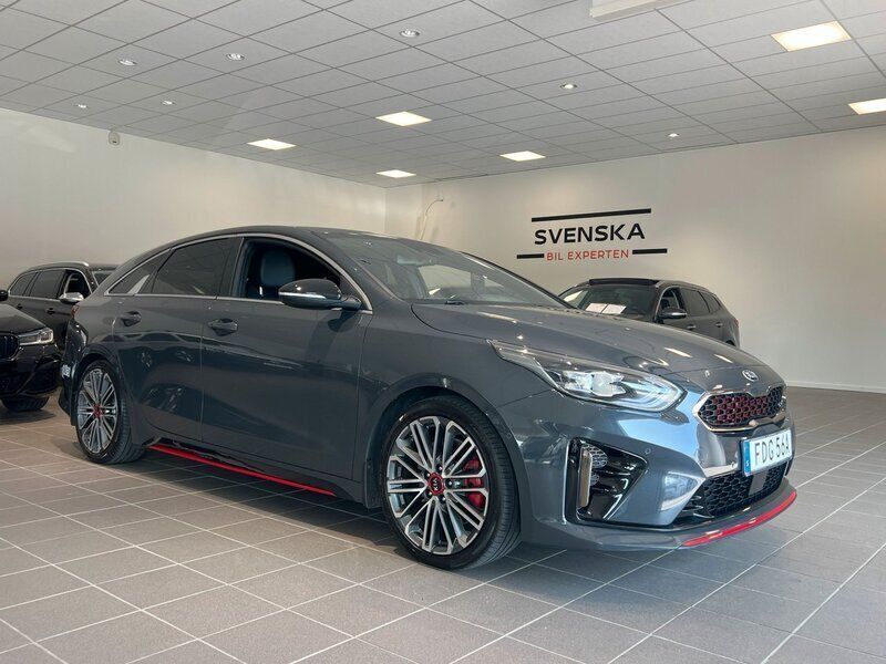Grå Begagnad 2019 Kia ProCeed GT 2 Halvkombi | 199 900 kr (Bra pris) - Bild 1/4
