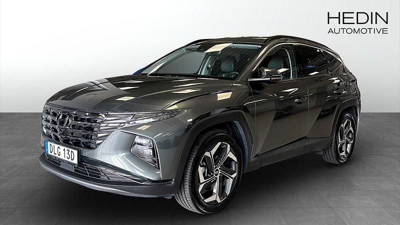 Grå (blue) Begagnad 2022 Hyundai Tucson Advanced SUV | 349 900 kr (Marknadspris) - Bild 1/4