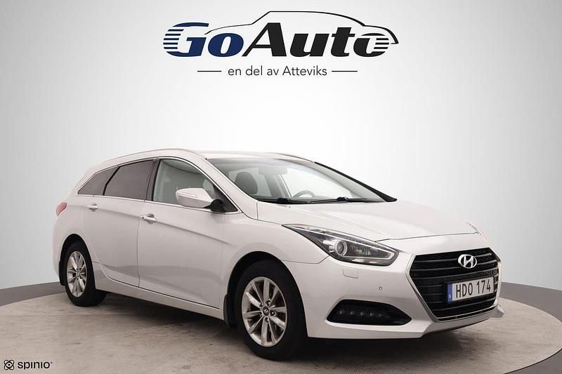 Silver Begagnad 2016 Hyundai i40 Kombi | 129 500 kr (Lite dyr) - Bild 1/4