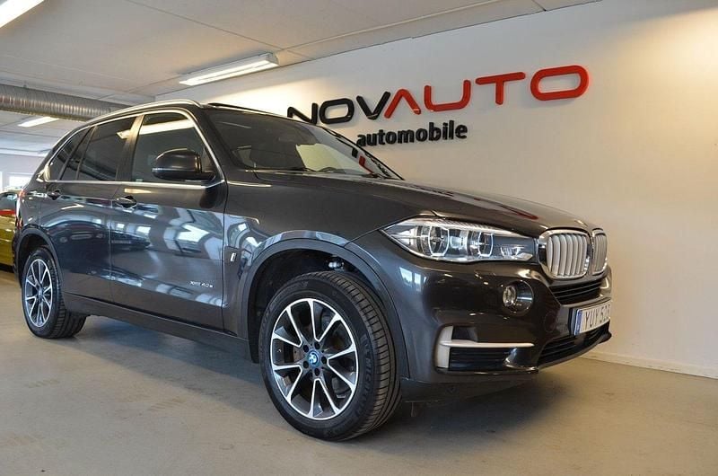 Sophistogrå metallic Begagnad 2017 BMW X5 SUV | 249 000 kr (Marknadspris) - Bild 1/4