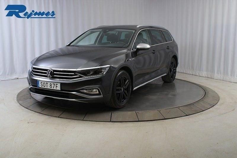 Begagnad VW Passat Alltrack 200 HK (147 kW) 2023 Mörkgrå Kombi