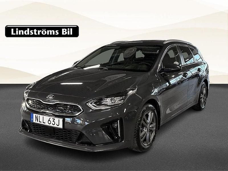 Begagnad Kia Ceed Sportswagon 105 HK (77 kW) 2021 Grå Kombi