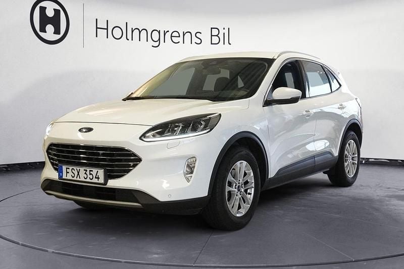 Begagnad Ford Kuga Titanium 151 HK (111 kW) 2022 Vit SUV