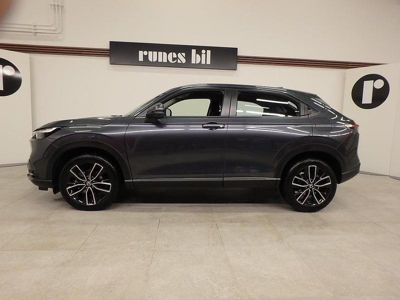 Begagnad Honda HR-V Elegance 131 HK (96 kW) 2022 Mörkgrå SUV