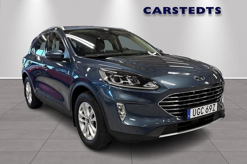 Blå Begagnad 2020 Ford Kuga Titanium SUV | 299 900 kr (Dyr) - Bild 1/4
