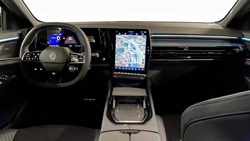 Begagnad Renault Rafale Esprit Alpine 150 HK (110 kW) 2025 Svart SUV