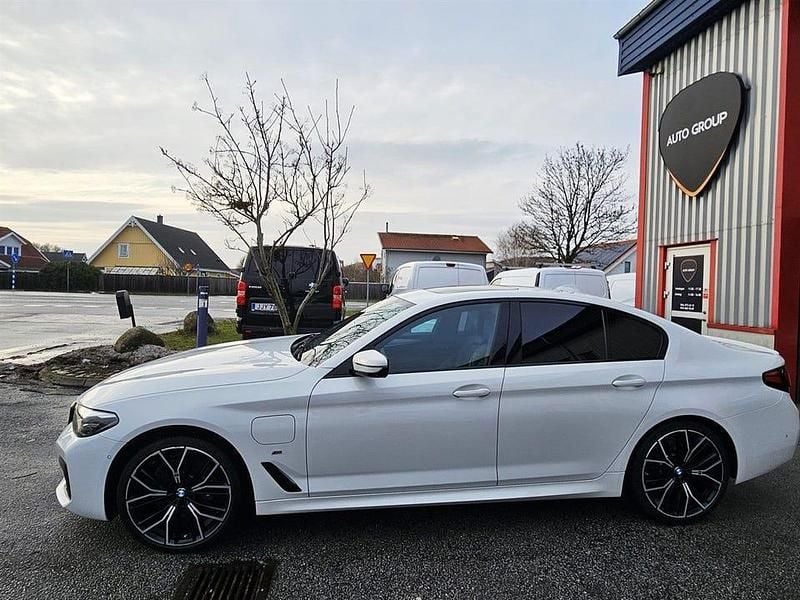 Begagnad BMW 530 M Sport 292 HK (214 kW) 2021 Vit Sedan