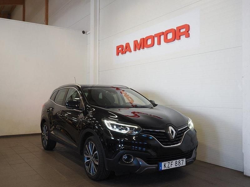 Svart Begagnad 2017 Renault Kadjar Bose Edition SUV | 129 900 kr (Lite dyr) - Bild 1/3