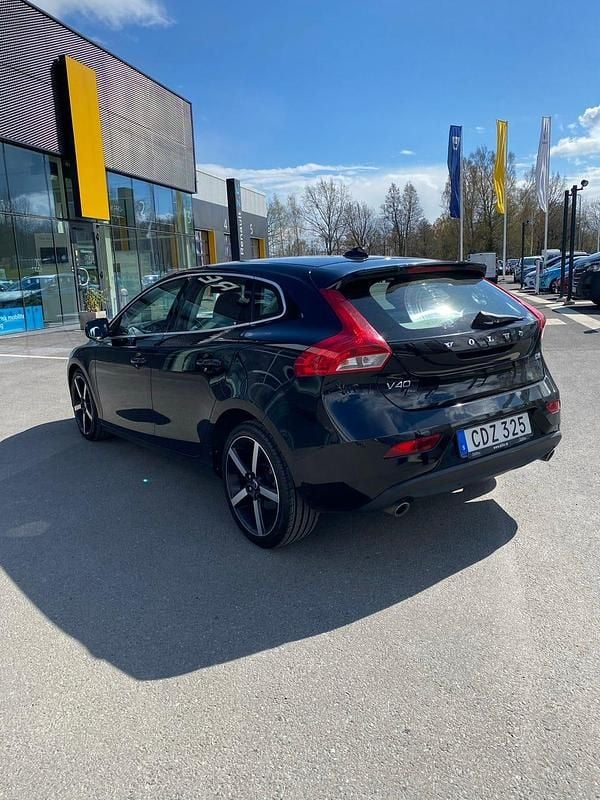 Begagnad Volvo V40 150 HK (110 kW) 2014