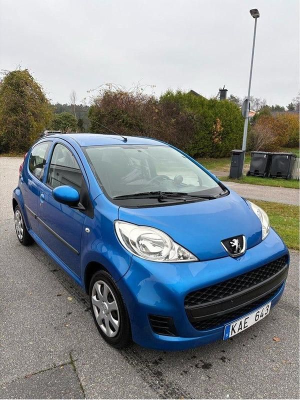 Begagnad 2010 Peugeot 107 Halvkombi | 27 000 kr (Marknadspris) - Bild 1/4