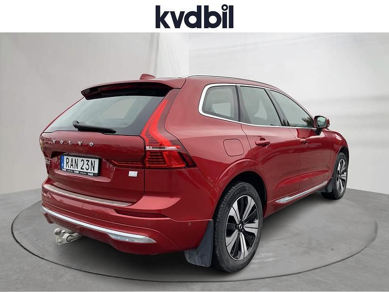 Begagnad Volvo XC60 2024 Röd SUV