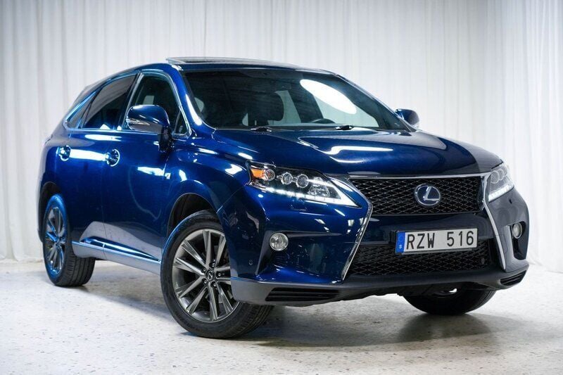 Mörkblå (blå) Begagnad 2013 Lexus RX450h Sport Line SUV | 219 900 kr (Marknadspris) - Bild 1/4
