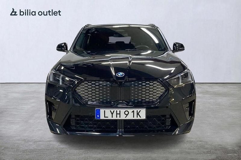 Begagnad BMW iX2 M Sport 264 kW (360 HK) 2024 Svart SUV