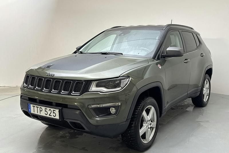 Begagnad Jeep Compass Trailhawk 170 HK (125 kW) 2019 Grön SUV