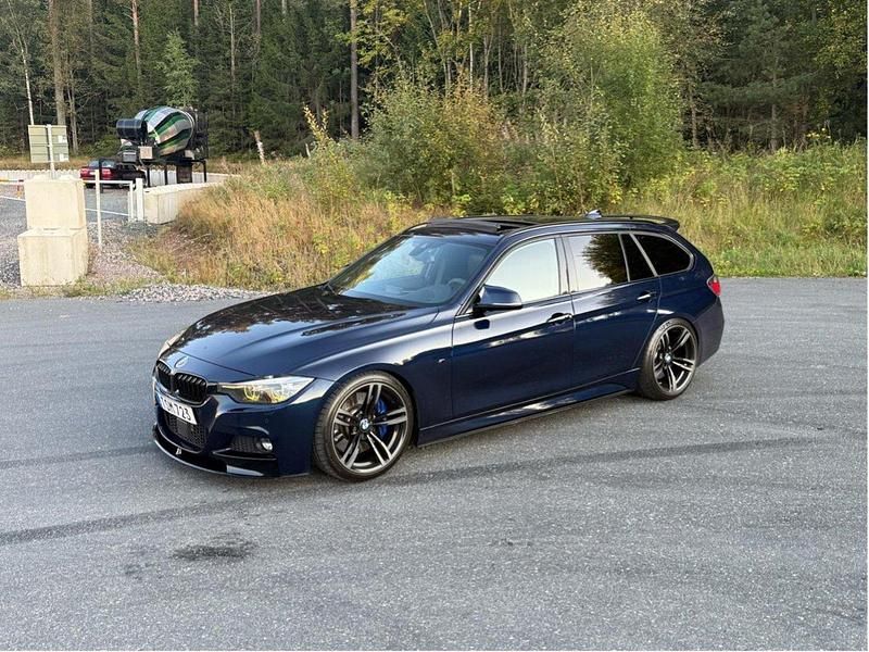 Begagnad 2018 BMW 340 M Sport Kombi | 409 000 kr - Bild 1/4