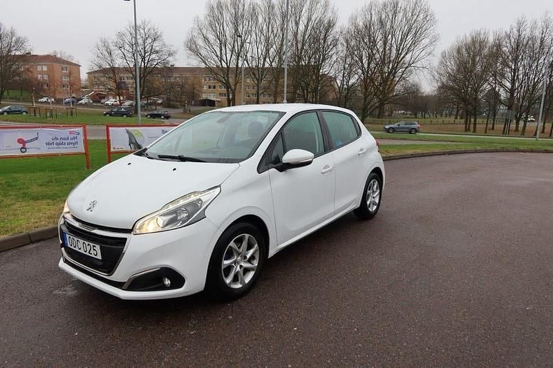 Begagnad 2016 Peugeot 208 Halvkombi | 69 900 kr (Marknadspris) - Bild 1/4