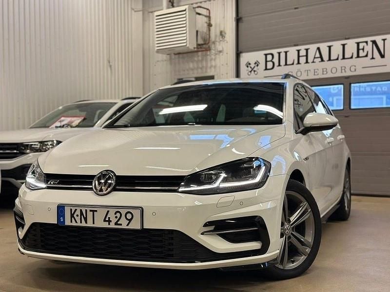 Vit Begagnad 2017 VW Golf VII GT Kombi | 189 900 kr (Marknadspris) - Bild 1/4