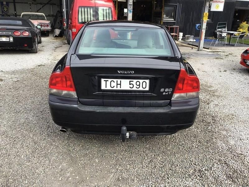 Begagnad Volvo S60 Business Edition 200 HK (147 kW) 2002 Svart Sedan
