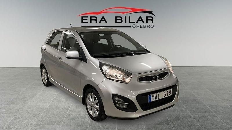 Silver Begagnad 2012 Kia Picanto Halvkombi | 59 800 kr (Marknadspris) - Bild 1/4