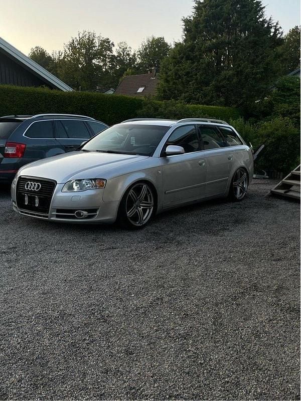 Silver Begagnad 2006 Audi A4 Kombi | 37 500 kr (Lite dyr) - Bild 1/4