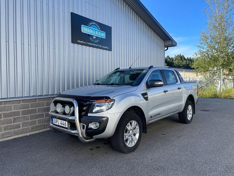 Grå (silver metallic) Begagnad 2015 Ford Ranger Pickup | 229 900 kr - Bild 1/4
