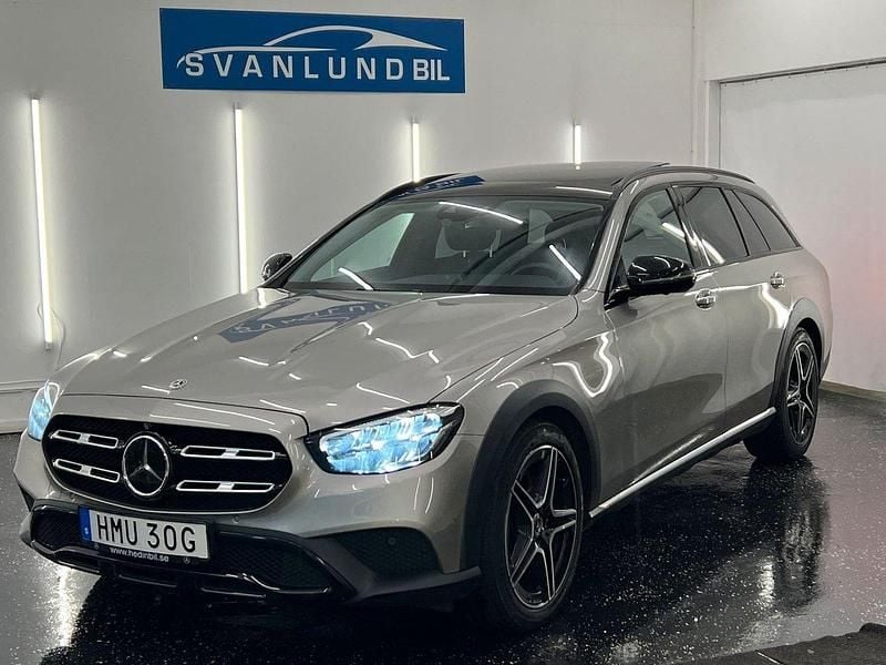 Silver Begagnad 2022 Mercedes E220 Avantgarde Kombi | 499 800 kr (Dyr) - Bild 1/4