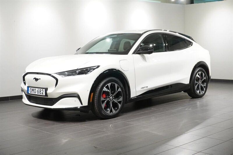 Okänd Begagnad 2021 Ford Mustang Mach-E Standard Range SUV | 329 900 kr (Marknadspris) - Bild 1/4