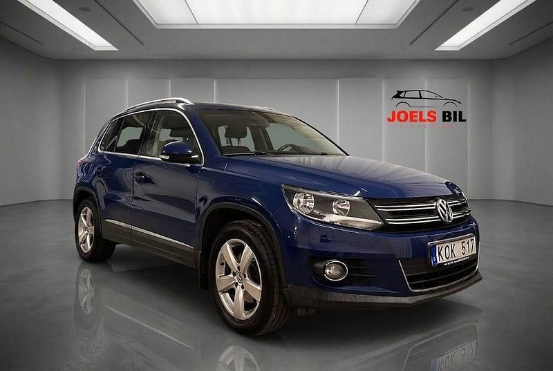 Begagnad VW Tiguan Sportline 140 HK (102 kW) 2011 Mörkblå (blå) SUV