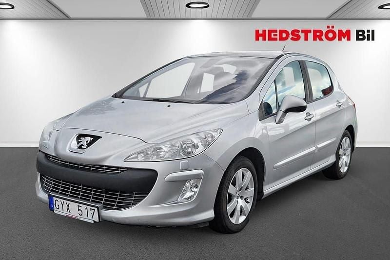 Ljusgrå (grå) Begagnad 2010 Peugeot 308 Halvkombi | 25 000 kr (Marknadspris) - Bild 1/4