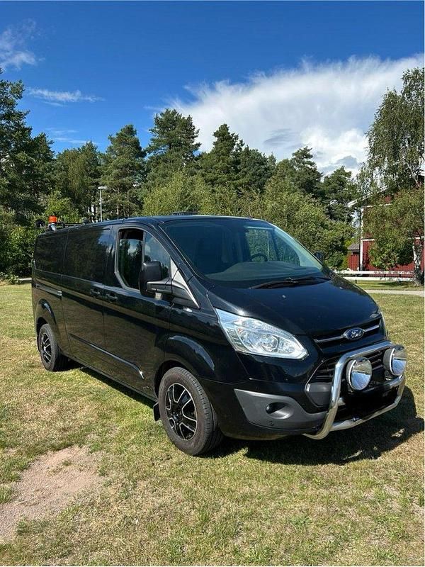 Svart Begagnad 2017 Ford Transit Custom | 219 000 kr (Dyr) - Bild 1/4