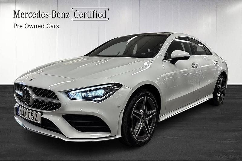 Begagnad Mercedes CLA250e AMG line 160 HK (117 kW) 2022 Vit Sedan