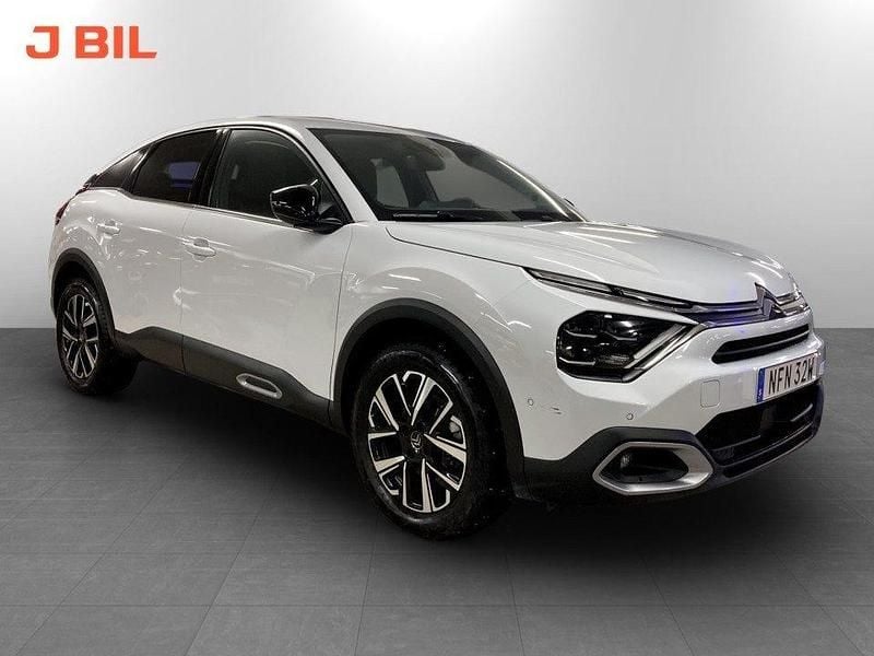 Vit Begagnad 2024 Citroën C4 Shine Halvkombi | 214 900 kr (Marknadspris) - Bild 1/3