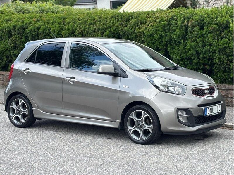 Grå Begagnad 2015 Kia Picanto Halvkombi | 65 000 kr (Marknadspris) - Bild 1/4