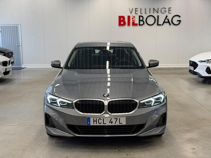 Begagnad BMW 330 286 HK (210 kW) 2022 Grå Sedan