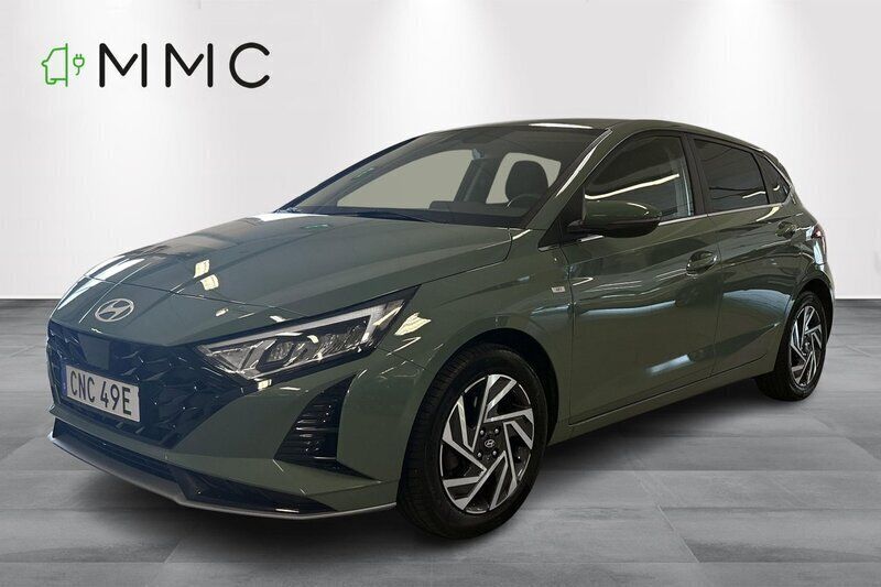 Grön Begagnad 2023 Hyundai i20 Advanced Halvkombi | 219 000 kr - Bild 1/4