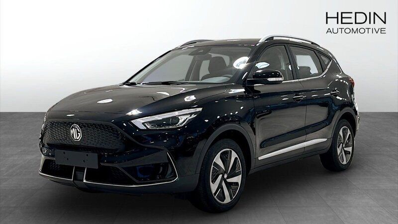 Svart (black) Begagnad 2023 MG ZS Comfort Sedan | 309 900 kr (Lite dyr) - Bild 1/4
