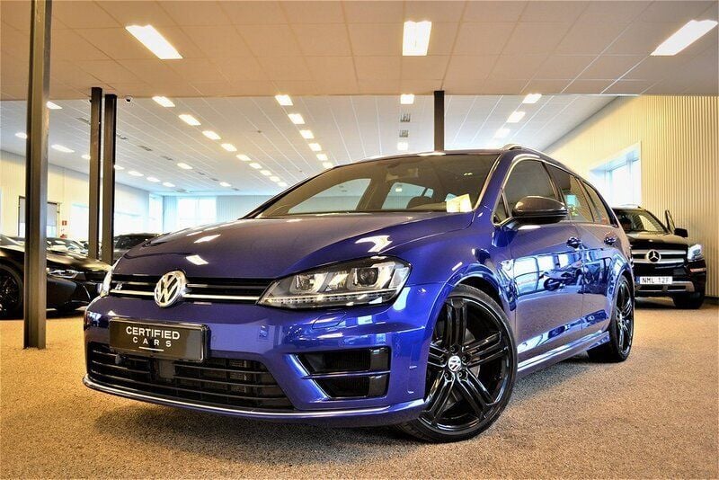 Begagnad VW Golf VII R 301 HK (221 kW) 2015 Blå Kombi