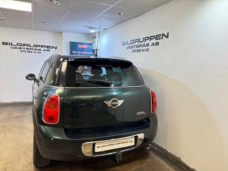 Begagnad Mini Cooper Countryman Pepper 112 HK (82 kW) 2010 Grön SUV