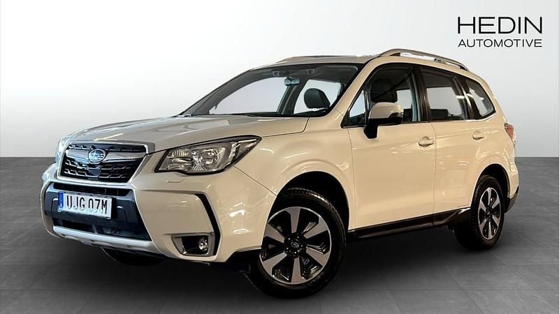 Vit (white) Begagnad 2019 Subaru Forester SUV | 219 900 kr (Bra pris) - Bild 1/4
