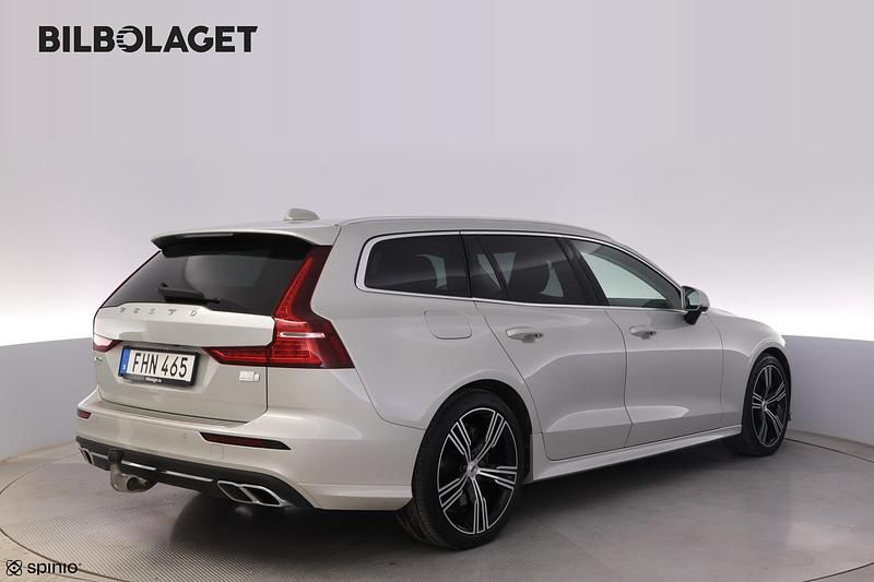 Begagnad Volvo V60 Inscription 391 HK (287 kW) 2020 Vit Kombi