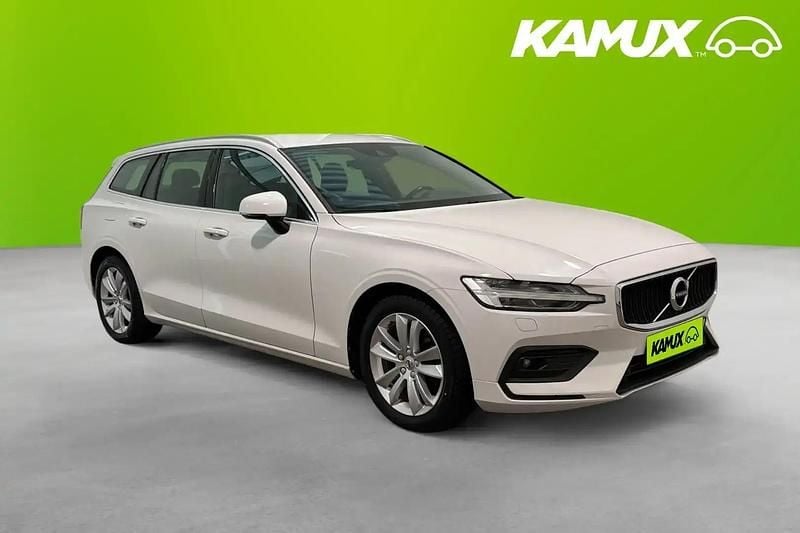 Vit Begagnad 2021 Volvo V60 Momentum Kombi | 254 900 kr (Marknadspris) - Bild 1/4