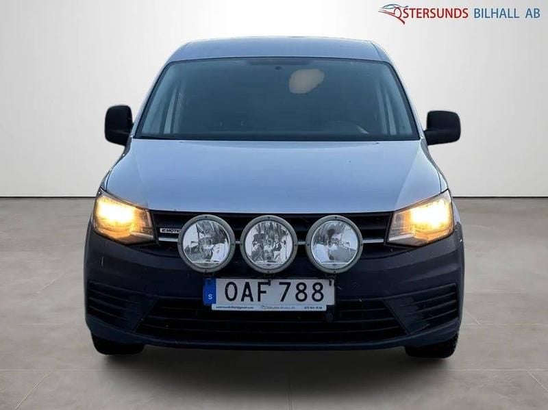 Begagnad VW Caddy 122 HK (89 kW) 2018 Silver Minibuss