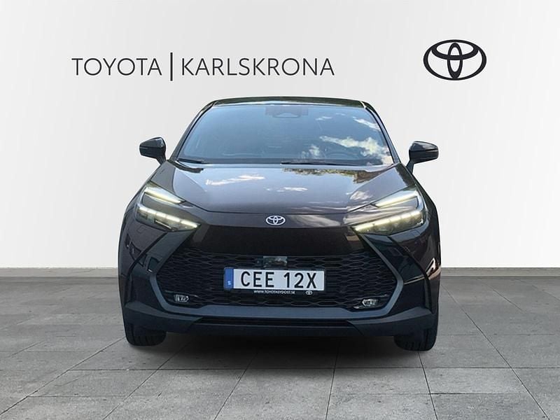 Begagnad Toyota C-HR Executive 226 HK (166 kW) 2025 Lila SUV