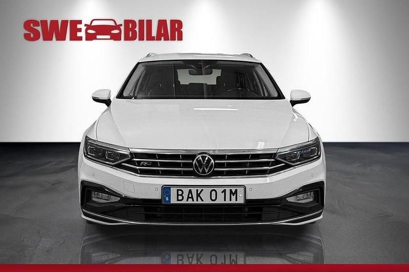 Begagnad VW Passat GT 190 HK (139 kW) 2020 Vit Kombi