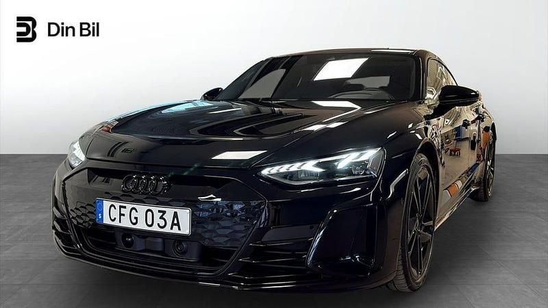 Mythosschwarz metallic Begagnad 2024 Audi e-tron SUV | 879 000 kr - Bild 1/4