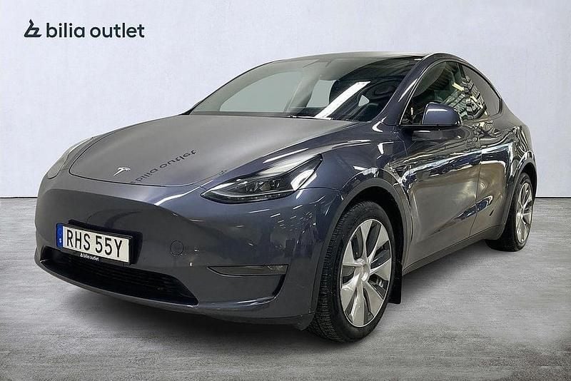 Begagnad Tesla Model Y Long Range AWD 378 kW (514 HK) 2022 Grå SUV