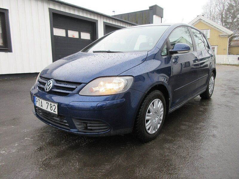 Mörkblå Begagnad 2007 VW Golf Plus Cross Trendline Minibuss | 10 900 kr (Superpris) - Bild 1/4
