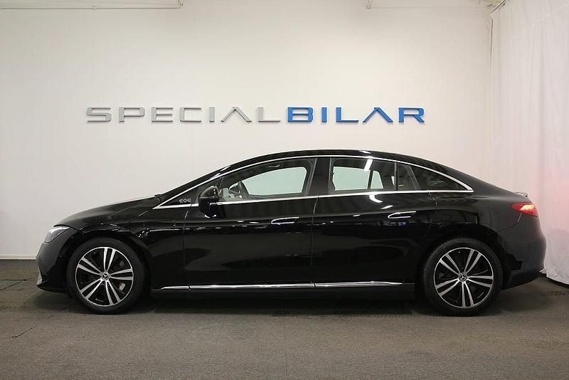 Begagnad Mercedes EQE350 Avantgarde 214 kW (292 HK) 2022 Svart Sedan