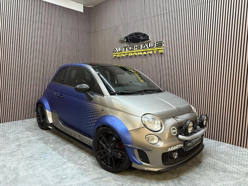 Flerfärgad Begagnad 2013 Fiat 500 Abarth Halvkombi | 99 900 kr - Bild 1/4