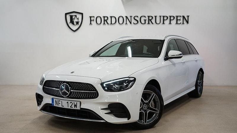 Vit Begagnad 2022 Mercedes E300 AMG line Kombi | 399 800 kr - Bild 1/4